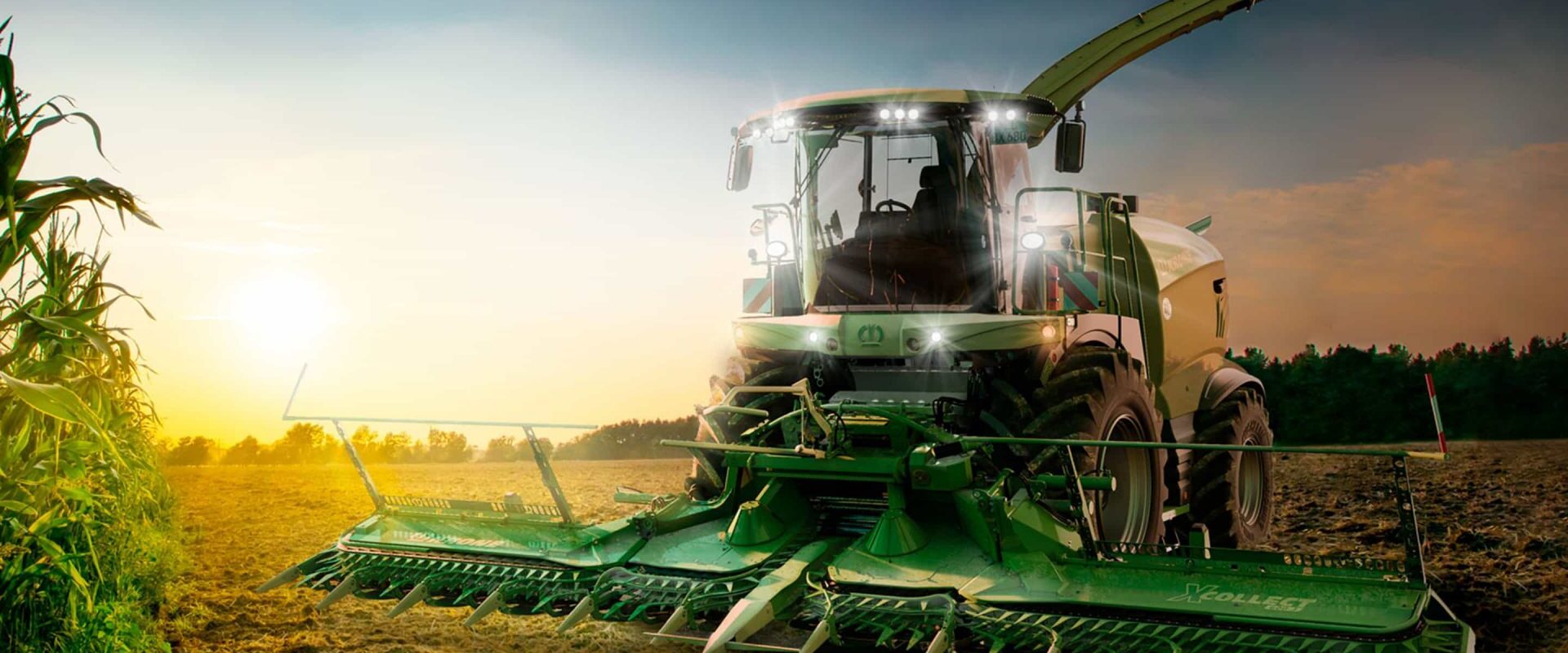 3D Rendering Agentur Headerbild mit einem Mähdrescher