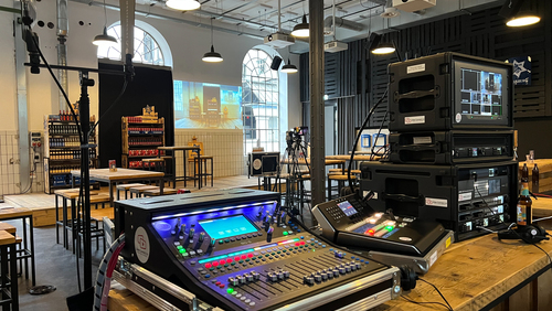 Live-Streaming Dienstleister Hamburg Eventsetup einer Unternehmenspräsentation